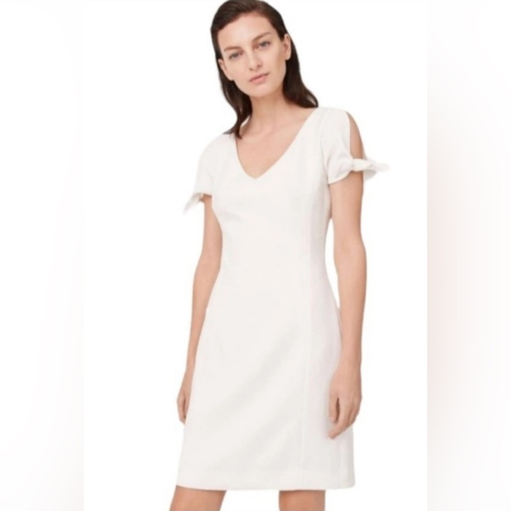 NWT club Monaco White Mini Dress with 3/4 sleeves with bow size 0